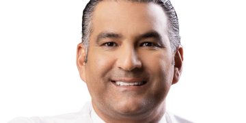 Luis Alberto: La democracia debe ser un valor protegido por todos y sustentado en el respeto al centralismo democrático