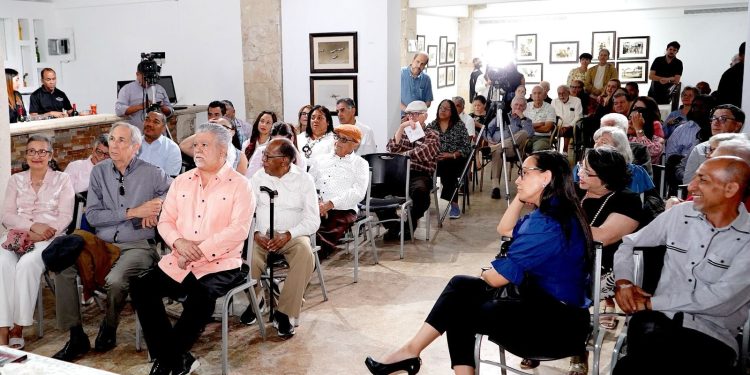 Centro Cultural Mirador presenta muestra fotográfica Imágenes de la Guerra de Abril