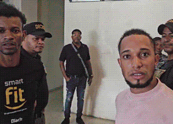 Apresan dos hombres acusados de robo en un destacamento de Jarabacoa