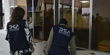 Intervienen tienda china de la avenida Luperón