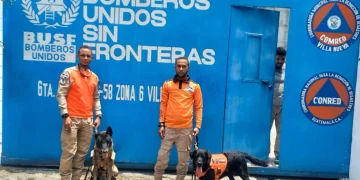 Defensa Civil capacita su Unidad Canina en Guatemala para seguir salvando vidas