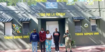 Detienen a tres haitianos con documentos falsificados en San Juan