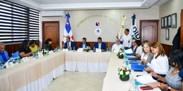 Implementan mesa técnica de trabajo en beneficio de afiliados al Sistema Dominicano de Seguridad Social 