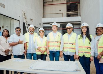Ministro Bonilla supervisa construcción del Hospital Municipal de Dajabón