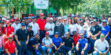 Senado siembra más de 2,000 árboles en el Parque Nacional Humedales del Ozama 