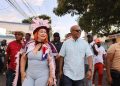 Pantoja se viste de dominicanidad, cultura y folclore durante el Desfile de Carnaval 2025