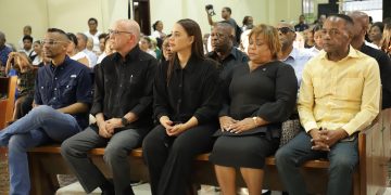 Alcaldía SDN realiza misa en honor a víctimas de tragedia en discoteca Jet Set