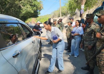 CPMR dona kits y apertura carpa de primeros auxilios en Las Marías