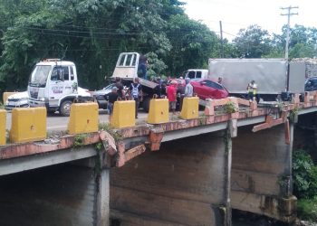 Siete personas resultan heridas durante accidente múltiple en Bonao; 911 brinda asistencia