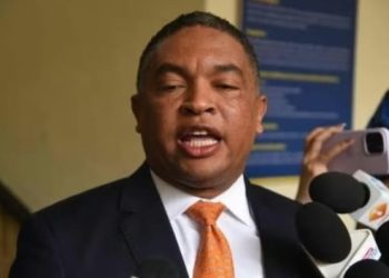 Yván Lorenzo dice Gobierno demuestra "incoherencia" sobre amenaza representan bandas haitiana