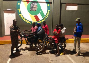 Un grupo de 24 haitianos indocumentados fue interceptado por patrullas del Ejército en Valverde