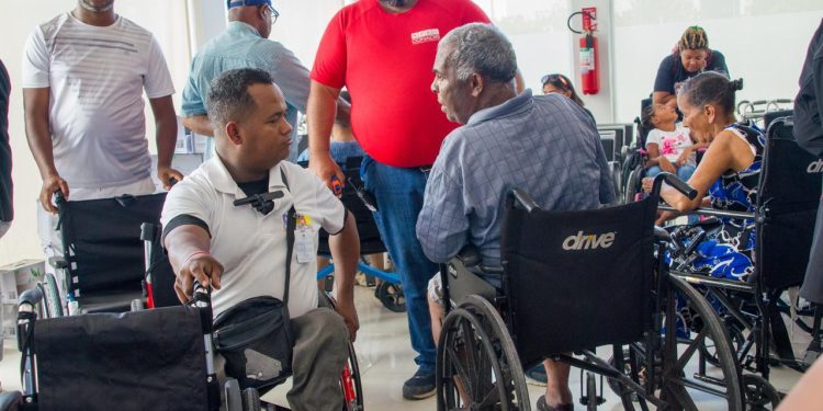 CONADIS lleva servicios a las personas con discapacidad en La Romana a través de su jornada de inclusión social