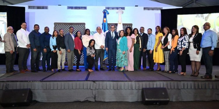 Ministerio de Trabajo concluye Semana de la Seguridad y Salud en el Trabajo con certificación a 555 empresas