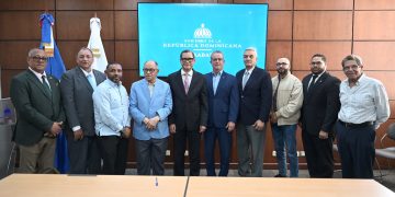 Gobierno anuncia aumento salarial de un 25 % al sector zonas francas industriales