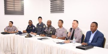 Altos mandos de la Policía Nacional ultiman detalles para la segunda carrera regional 5K y 2K en El Seibo