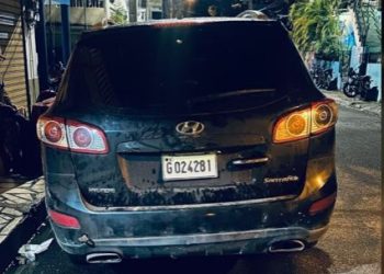 PN recupera vehículo robado y ocupa arma de fuego durante operativo en Herrera, SDO