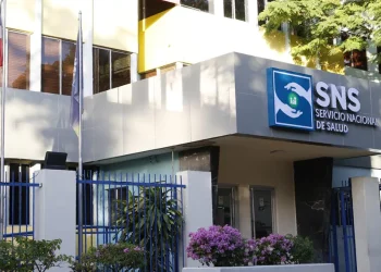 SNS informa puertorriqueño es trasladado a su país y otros dos afectados por tragedia en Jet Set reciben el alta médica