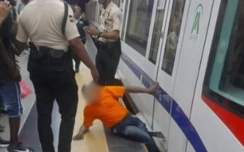 Se encuentra estable el hombre que sufrió accidente en el Metro