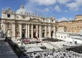 Empleados del Vaticano denuncian que su sueldo está congelado desde 2008