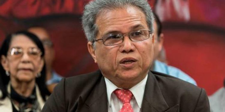 Colegio Médico Dominicano se reunirá con el Gobierno por aumento salarial a médicos pensionados