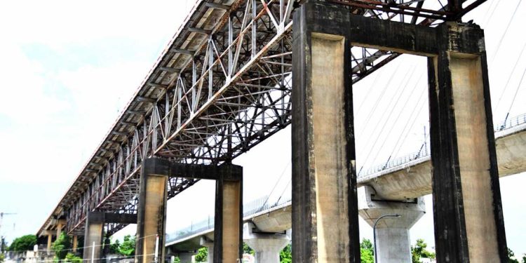 Proponen continuidad en reparación puente de la 17 mas allá de Semana Santa