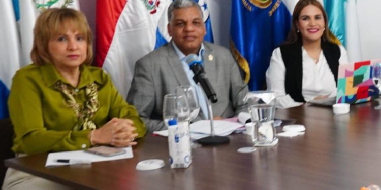 PARLACEN promueve plan regional de movilidad y logística para el desarrollo económico de la región