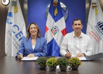 CEPM y supérate firman acuerdo para implementar Bonoluz a familias vulnerables