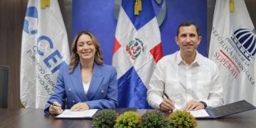CEPM y supérate firman acuerdo para implementar Bonoluz a familias vulnerables