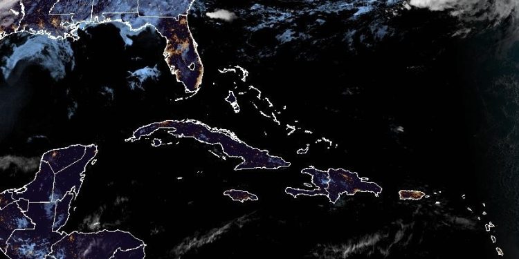 Indomet: Débil vaguada provocará algunos chubascos