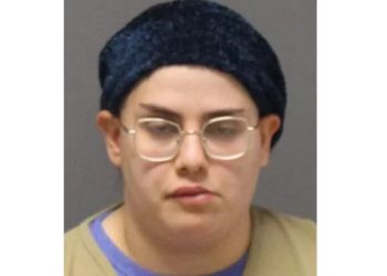 Ahogó a sus hijas en la bañera para “acabar con el mal”