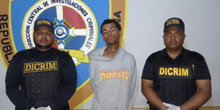 Policía Nacional apresa a “Batimango”, el azote de Villa Central y recupera varios objetos robados