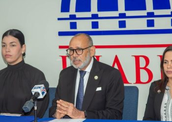 INABIE suspende firma y certificación de contratos con empresas de utilería denunciadas y otras; Solicita acompañamiento de Compras y Pro-Competencia