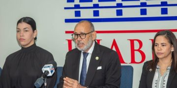 INABIE suspende firma y certificación de contratos con empresas de utilería denunciadas y otras; Solicita acompañamiento de Compras y Pro-Competencia