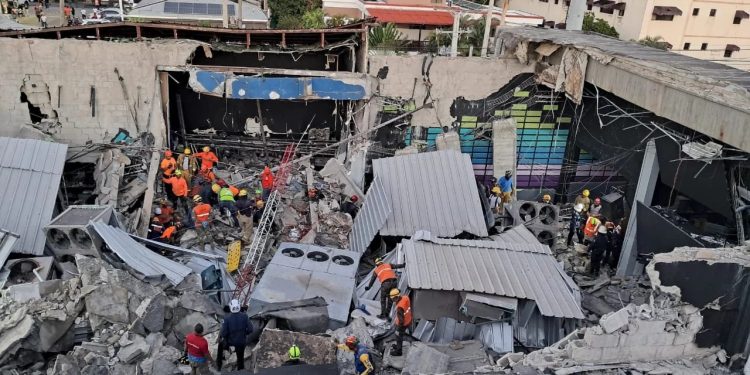 Aumentan a 15 los muertos tras colapso de techo en la discoteca Jet Set