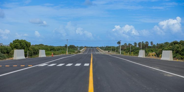 MOPC habilita de manera provisional Circunvalación de Baní durante Semana Santa