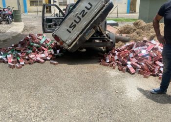 En dos camionetas encuentran contrabando de 217,800 cigarrillos en Dajabón