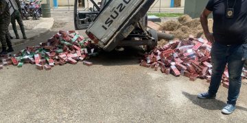 En dos camionetas encuentran contrabando de 217,800 cigarrillos en Dajabón