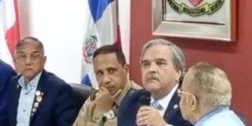 Realizan conversatorio sobre la Guerra de Abril de 1965