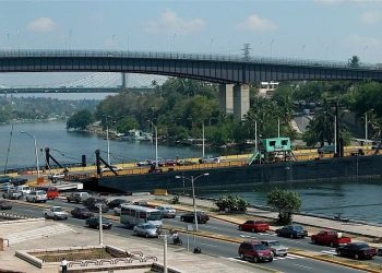 Puente Flotante sobre río Ozama estará dos horas cerrado este sábado