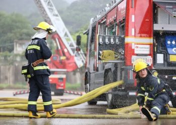 Al menos 22 muertos en China al incendiarse un restaurante