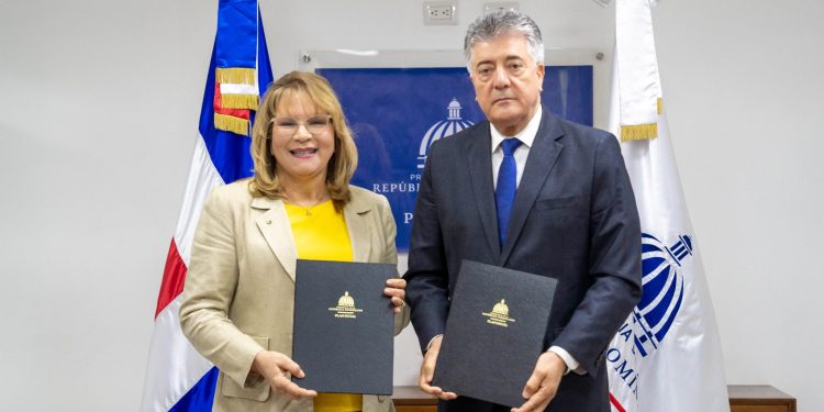 Plan Social y la Oficina de Apoyo a Reforma Penitenciaria firman acuerdo de colaboración