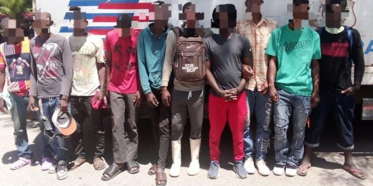 DGM detiene 1,338 ilegales y deporta otros 950