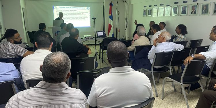 Tasadores promueven ejercicio profesional apegado a la ética