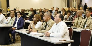 SNS capacita personal hospitales sobre procedimiento atención a pacientes extranjeros