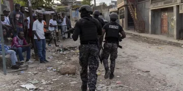 Pandilla ataca poblado del centro de Haití; matan a 4 personas, incluyendo niño de 11 años