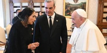 Presidente Abinader asistirá junto a su esposa Raquel Arbaje a la misa funeral de Su Santidad el papa Francisco