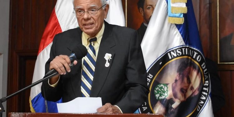 Instituto Duartiano convoca junta directiva tras polémicas por declaraciones de su presidente