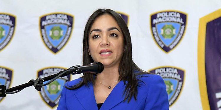 Ministerio de la Mujer rechaza violencia política y se solidariza con la ministra Faride Raful