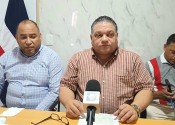 FENATTRANSC exige intervención de autoridades ante control ilegal de paradas de motoconchos por parte de haitianos indocumentados