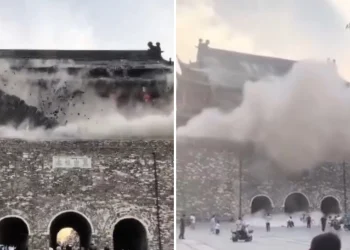 Colapsa la Torre del Tambor de Fengyang, China, tras un año de su restauración
